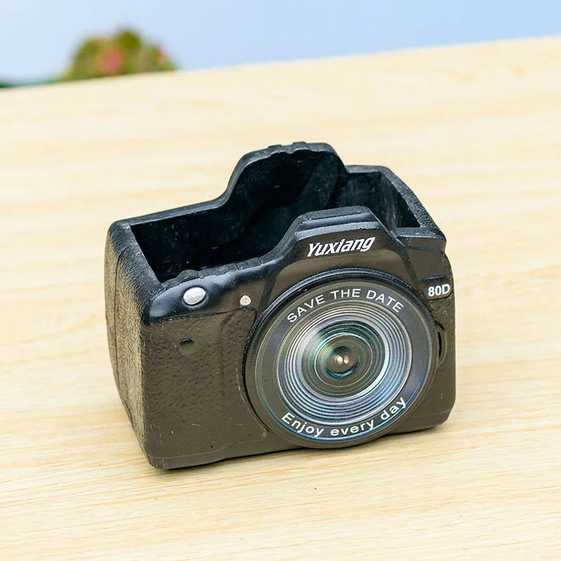 Contemporary European Design Home Bar Counter Ornament Modern Glazed Resin Flower Pot for Garden Courtyard Digital Camera Style