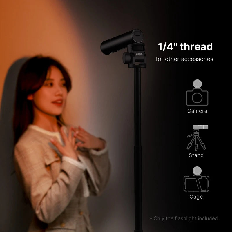 Ulanzi LM07 Videography Flashlight 2000mAh 2000K-8000K Bi-Color Video Light for Indoor Outdoor Illumination Ambience Light