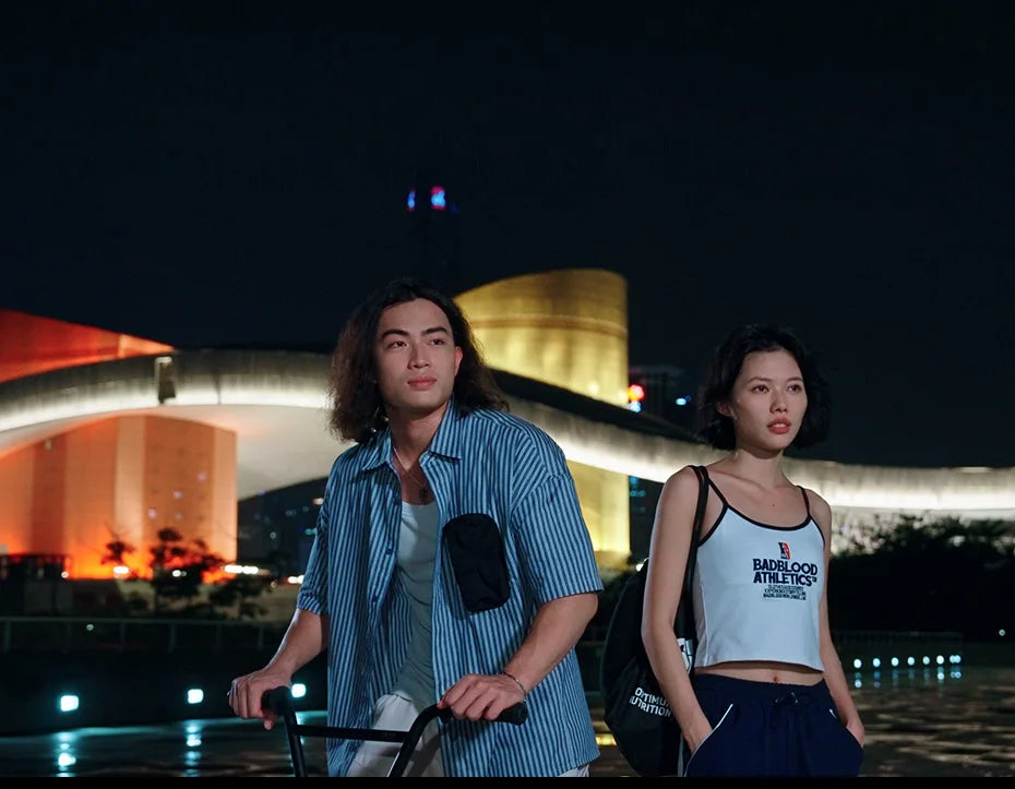 Ulanzi L024 40W RGB Video Light 2500-6500K Bi-color 0-359° RGB COB Light Mini Bowens Mount Fill Light 3400mAh COB Light